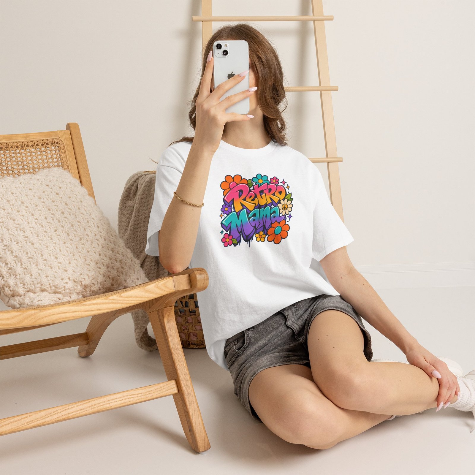 Retro Mama T‑Shirt — 70s Flower Power - Image 8